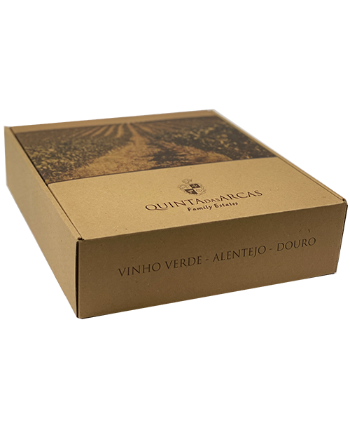 Box 1 bottle Conde d'Orada fortified wine and 1 bottle Porto Palmira LVB